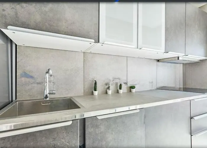 Apartment Moeblierte *